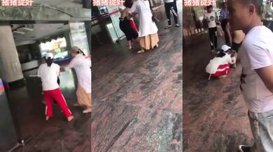 抓奸集锦-特精甄选第一现场街头扭打吃瓜围观 赤裸裸床上被逮还有被割屌的 各色良家女神狼狈瞬间 (223)